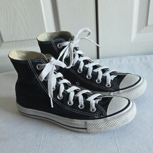 Converse Black High-Top Sneakers Women Size 7.5 Men Size 5.5